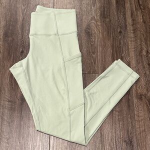 5.11 Tactical Leggings Size: Medium